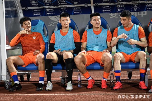 阴差阳错！姆巴佩加盟皇马两年“四大皆空”，巴黎冲击欧冠卫冕